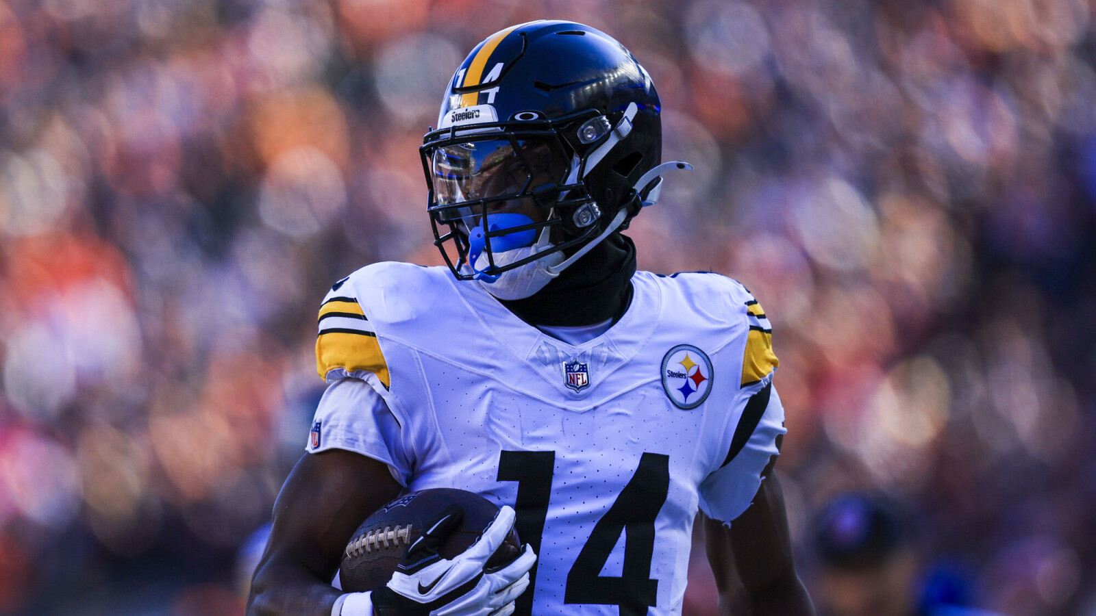 https://www.yardbarker.com/media/8/7/8741662208483b3716da60e1ad0978d21041f63c/thumb_16x9/insider-feels-steelers-pickens-down-before-trade.jpg?v=1