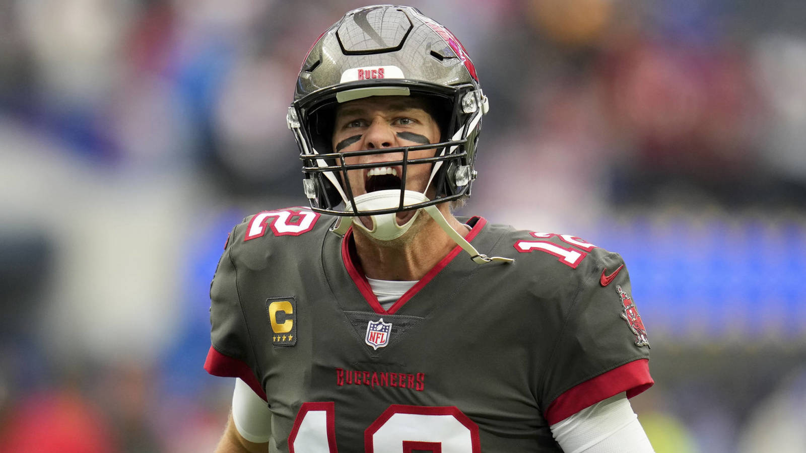 Buccaneers' Tom Brady on enjoying Patriots: 'They know I need to kick their butt this week'