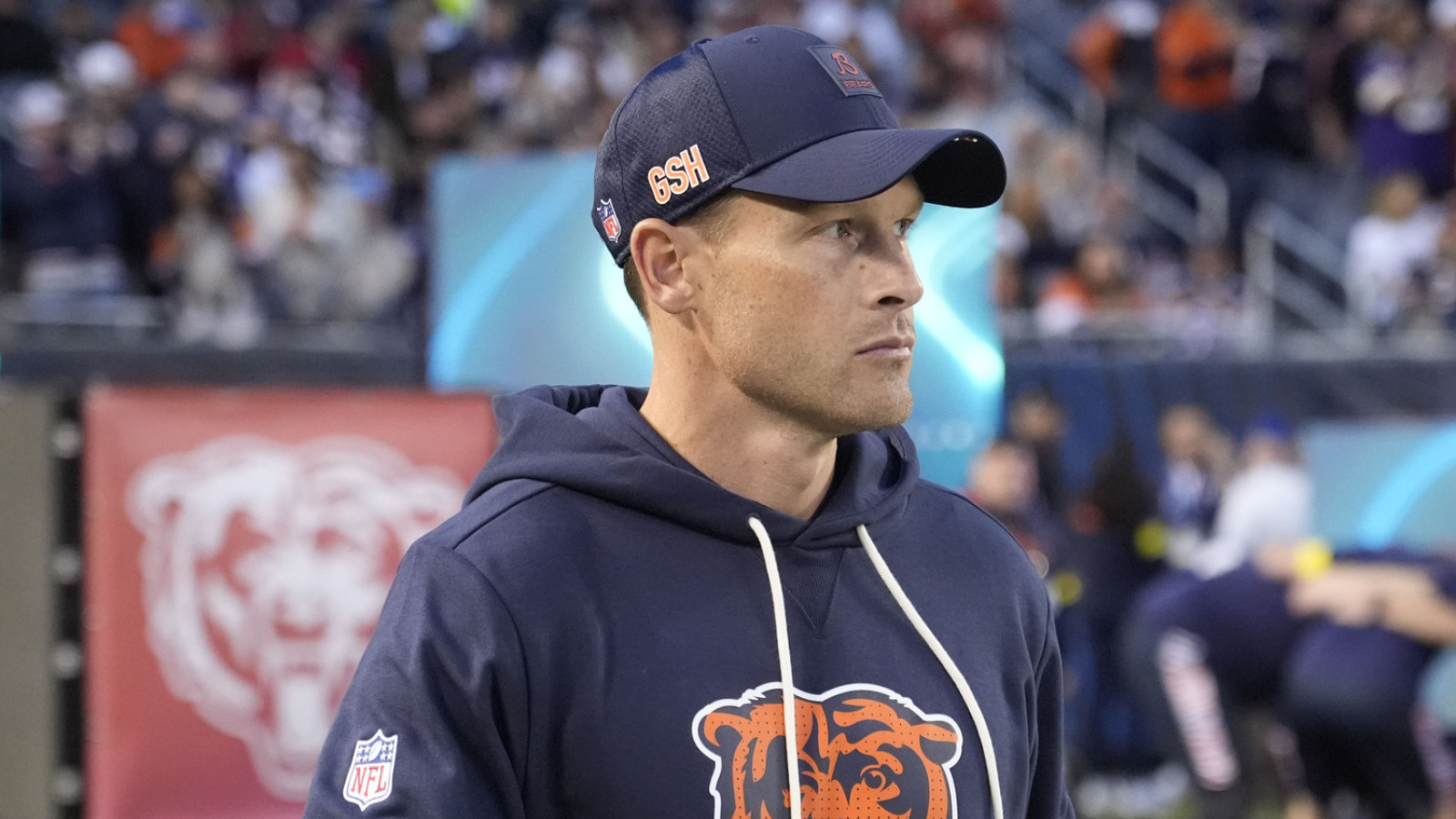 https://www.yardbarker.com/media/8/7/87dc278090e6c42cf92a870008cb9a26595cdf2f/thumb_16x9/bears-hc-ben-johnson-offers-notable-injury-update.jpg?v=1