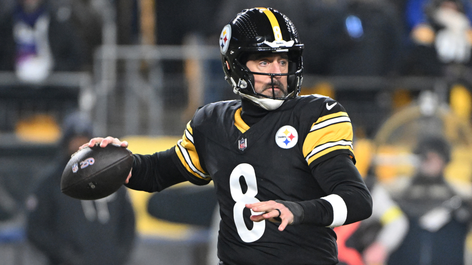 https://www.yardbarker.com/media/8/8/8808cab16c5860bc2b9770070791519c098d2135/thumb_16x9/true-false-expect-aaron-rodgers-final-nfl-season.jpg?v=1