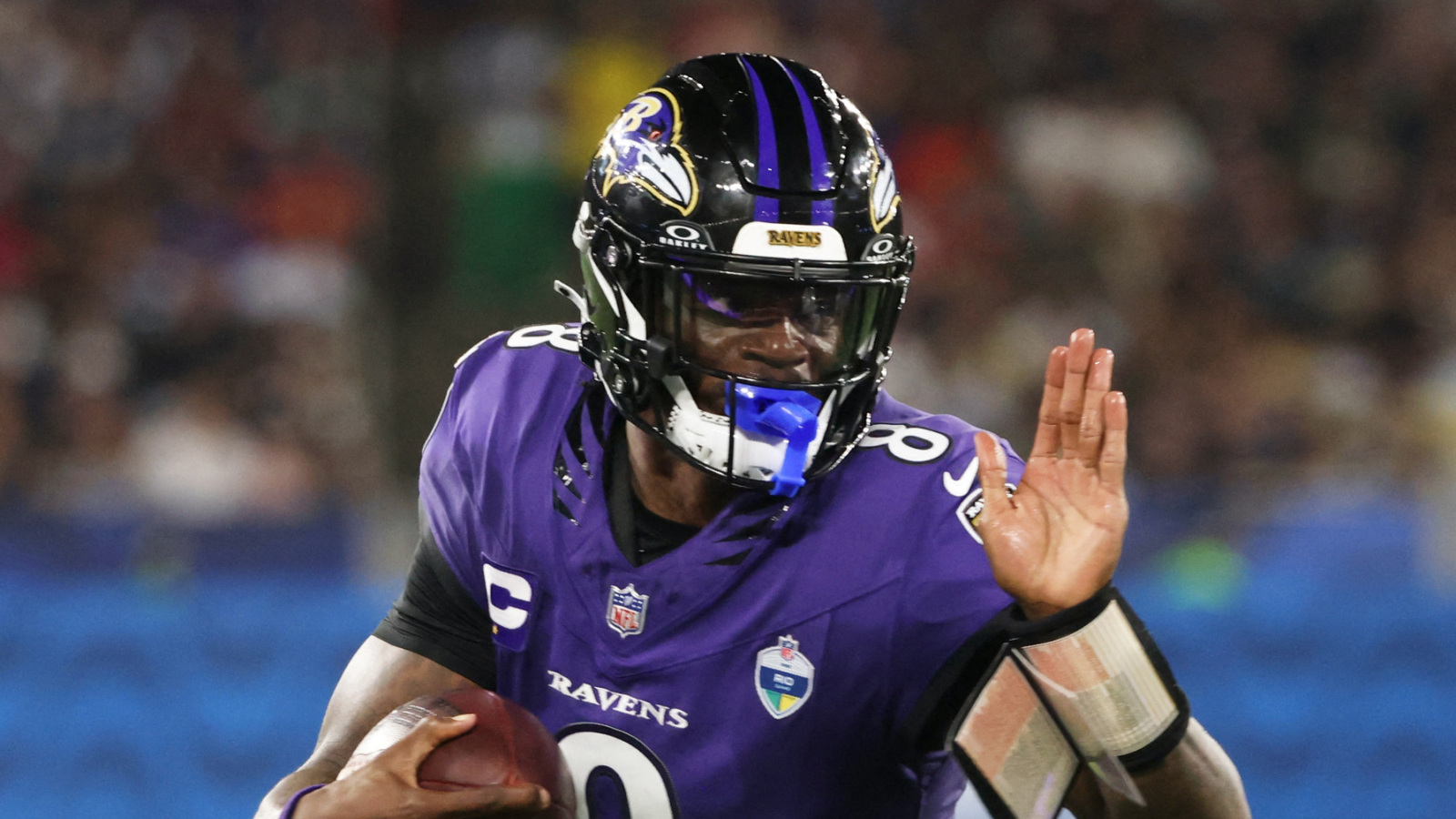 Ravens-Trainer Jesse Minter gibt neues Update zur Verletzung von Lamar ...