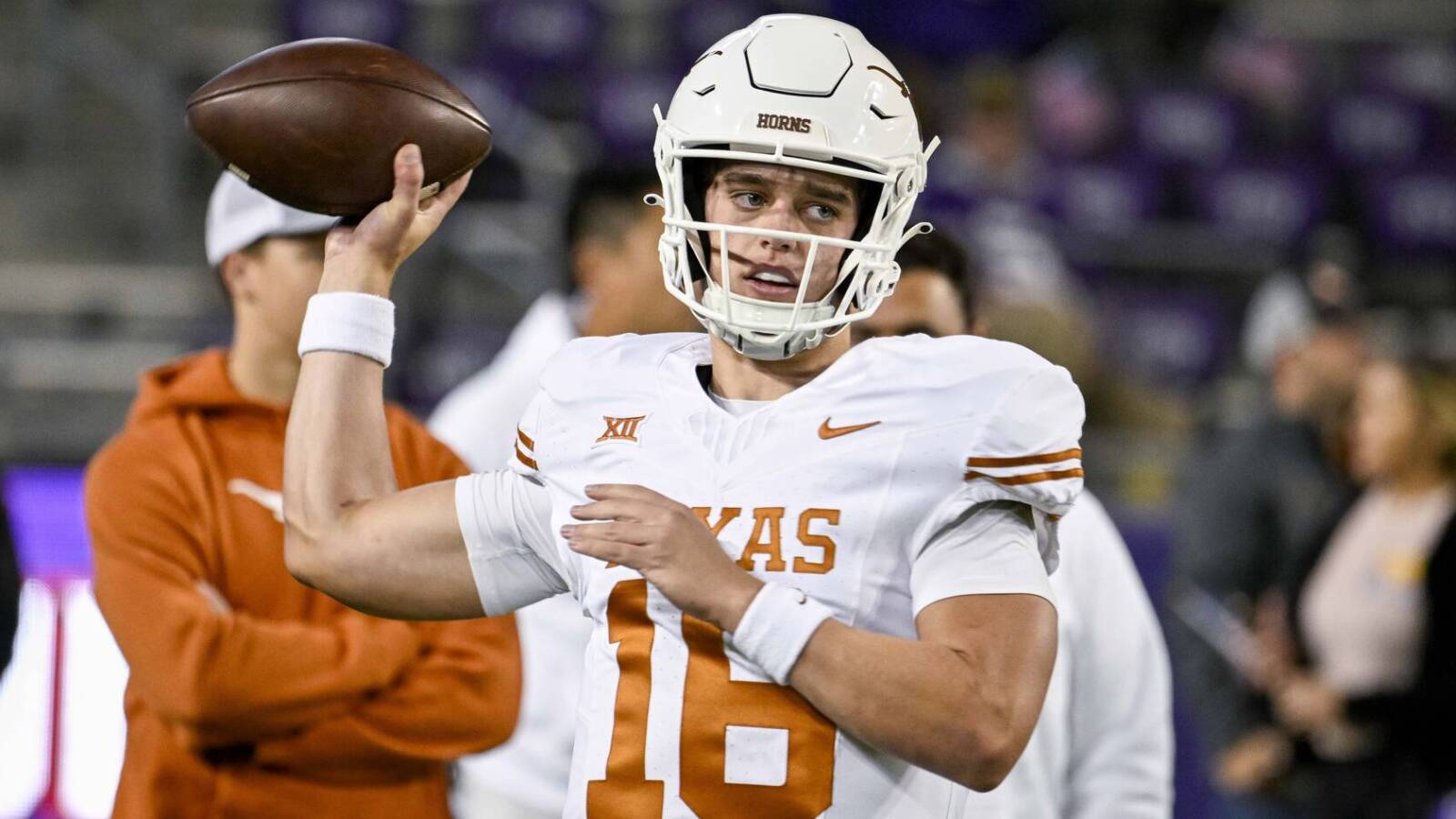 Is Arch Manning Horns Up or Horns Down? Uncle Eli addresses transfer portal buzz Is Arch Manning Horns Up or Horns Down? Uncle Eli addresses transfer portal buzz
