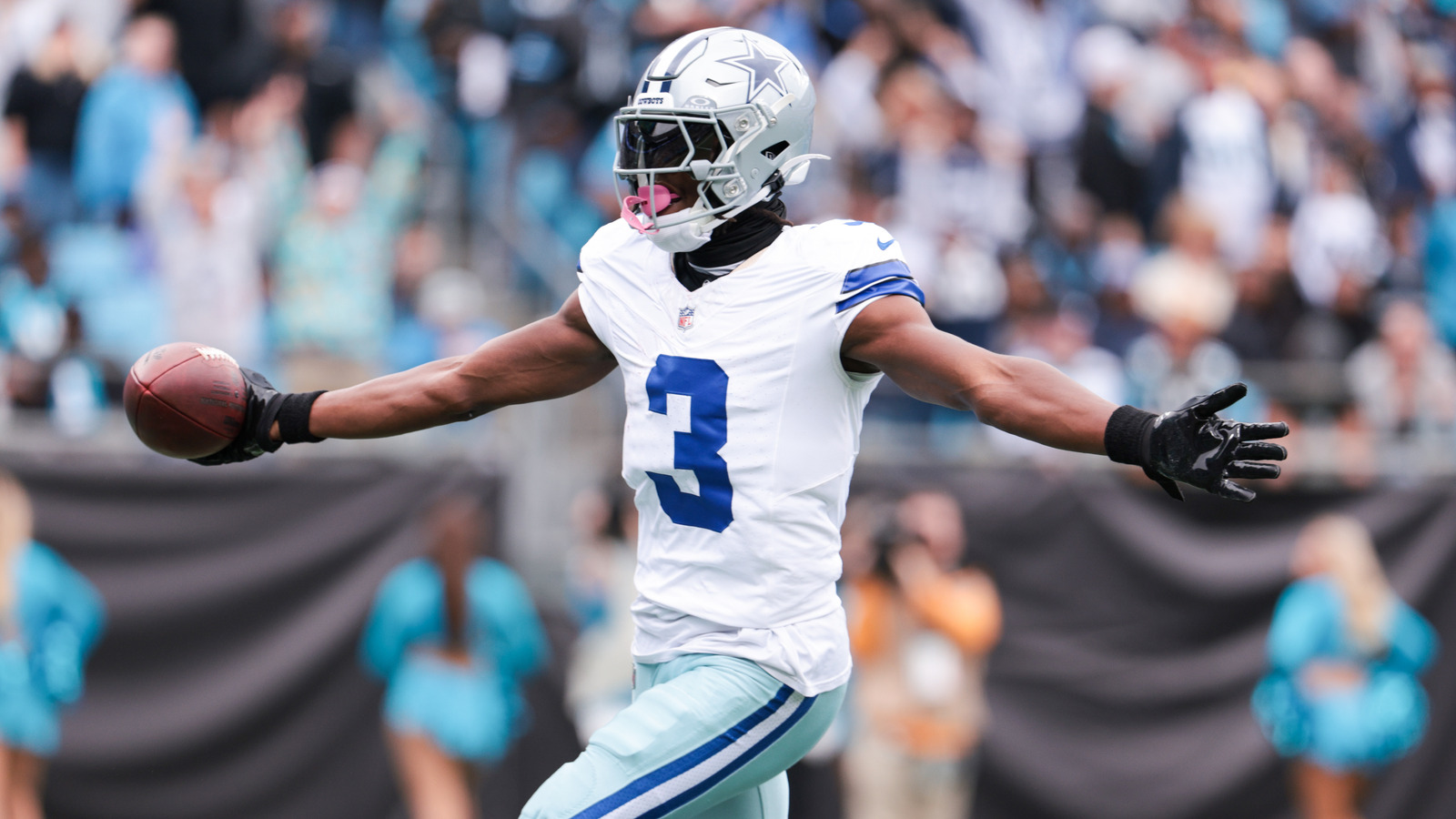https://www.yardbarker.com/media/8/8/88fc8965c8ff24534df3fd5671bc8db7d7bf3b99/thumb_16x9/cowboys-should-patient-before-making-george.jpg