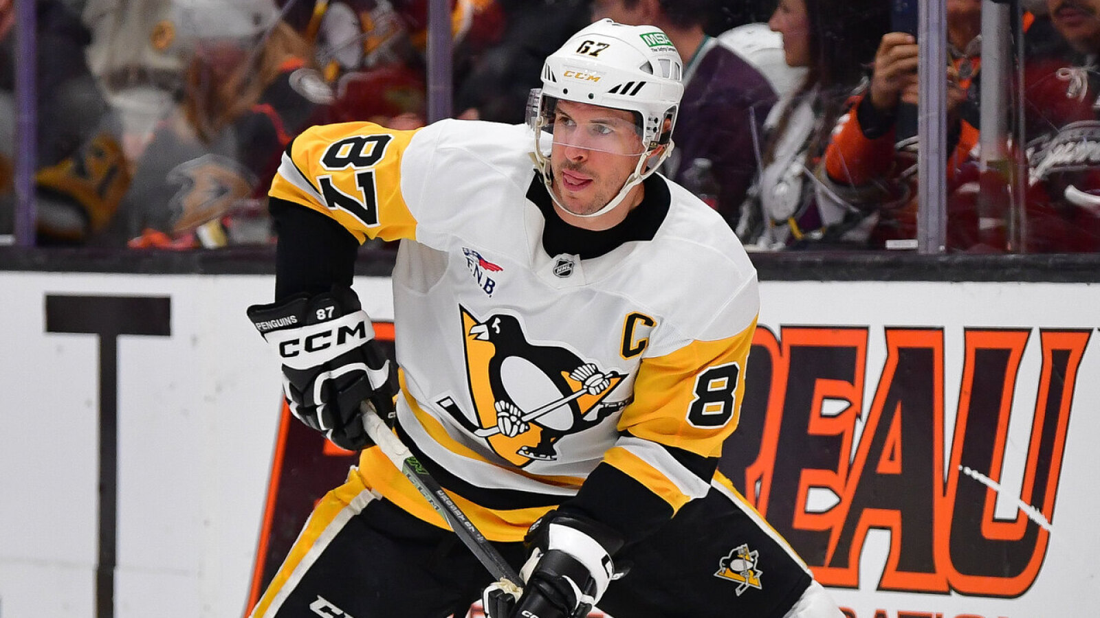 https://www.yardbarker.com/media/8/9/895a677656e120535b36888d2e6e1c09cc483f07/thumb_16x9/sidney-crosby-actually-leave-penguins-canadiens.jpg?v=2