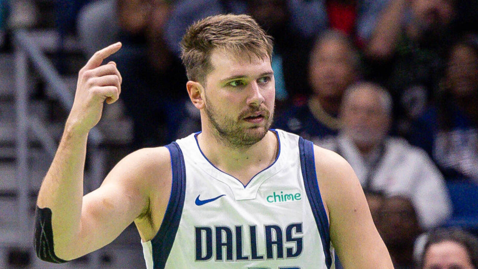 Extent of Luka Doncic’s hand injury revealed Yardbarker
