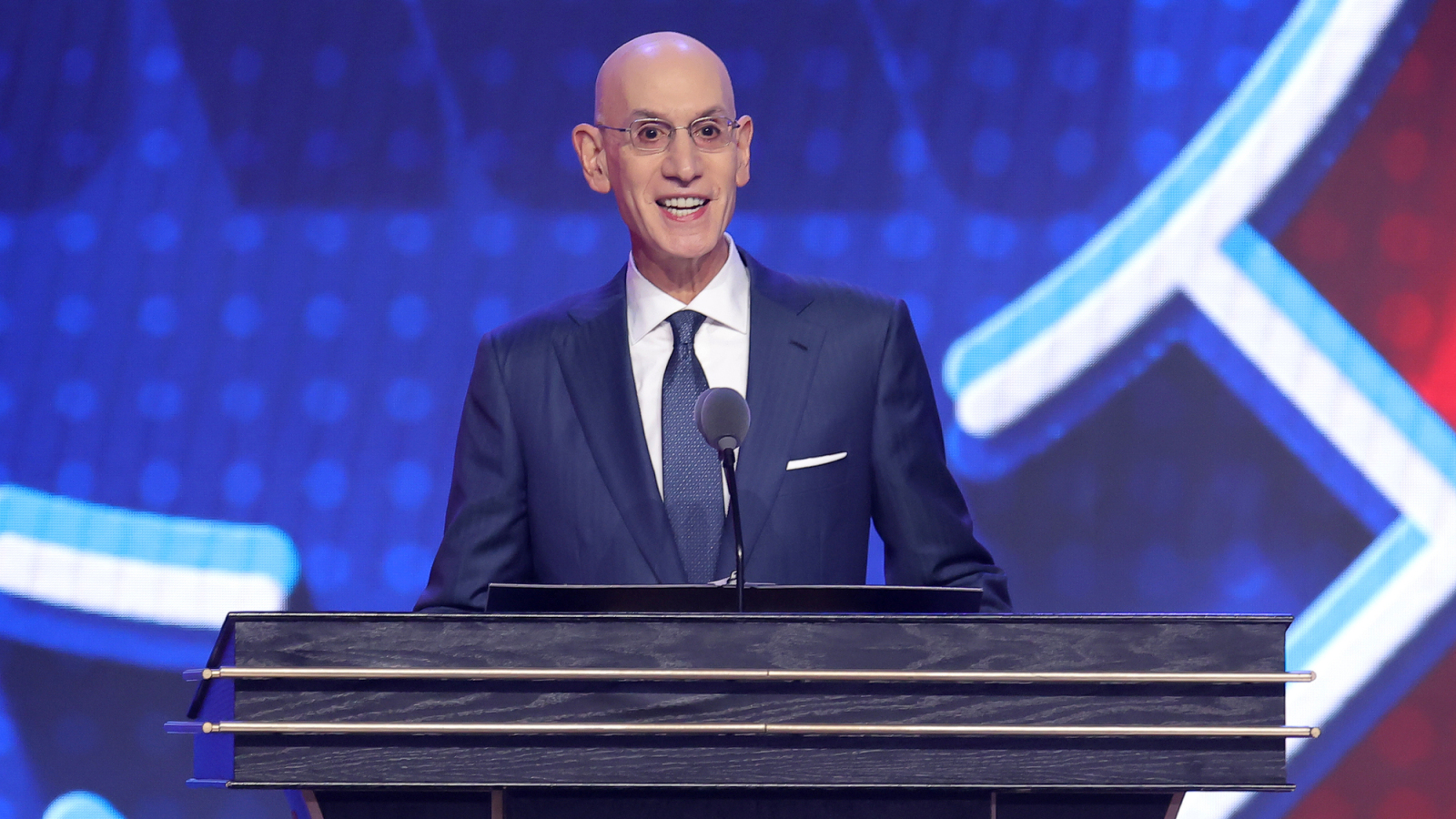 Adam Silver Talks Blazers, NBA Europe, Walter, WNBA | Yardbarker