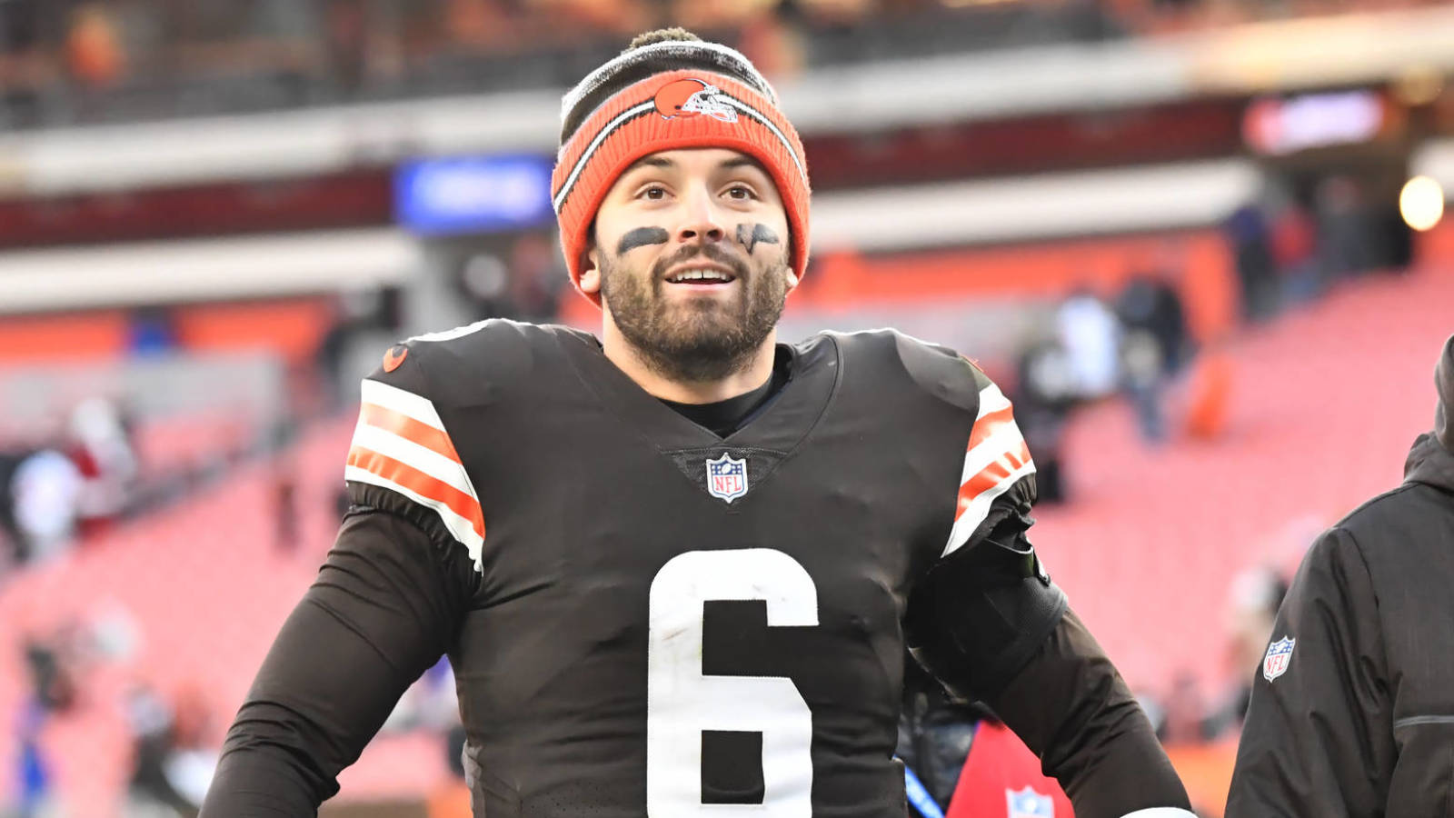 Browns reportedly sticking with Baker Mayfield in 2022 - Vimarsana News