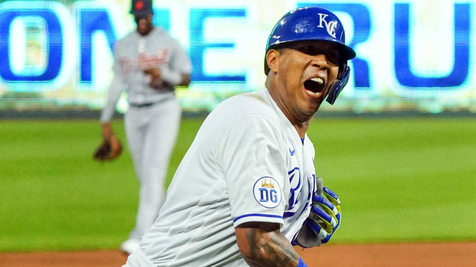 Salvador Perez, Royals agree to extend $ 82 million over four years