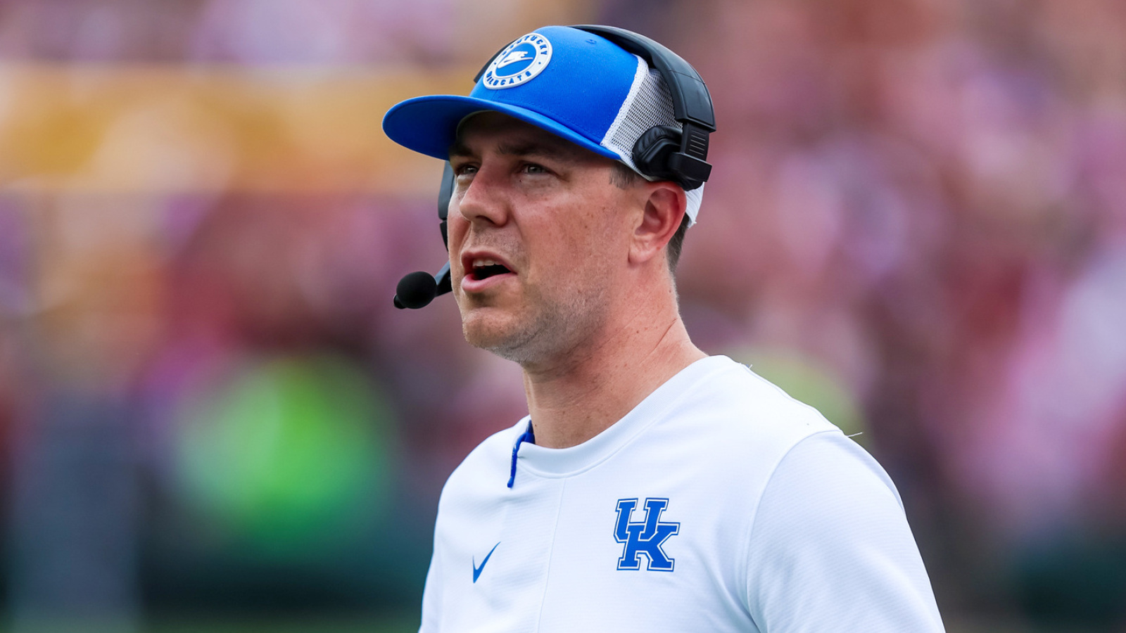 Kentucky's Will Stein Prepares for Challenge Against Oklahoma's John Mateer