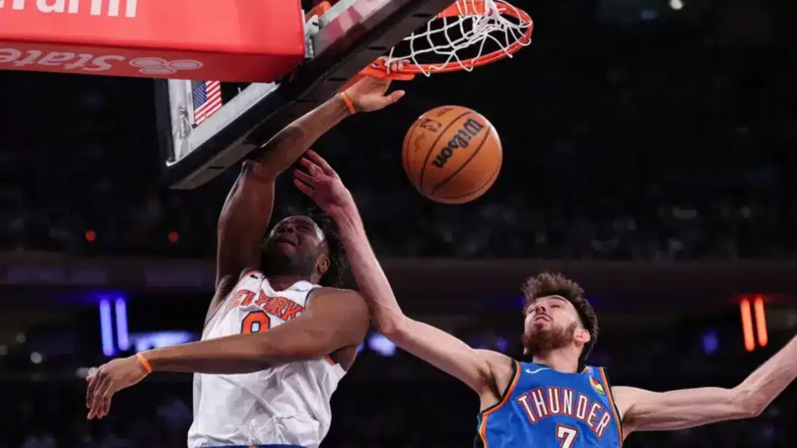 A Playoff Win Shrouded in Worry: The Anunoby Injury Looms Large Over ...