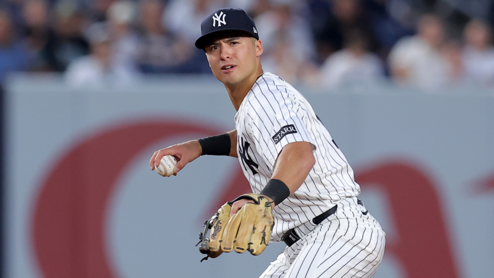 https://www.yardbarker.com/media/8/9/89f723962b53176ee428dba007a56a2f64a46628/thumb_16x9/yankees-manager-gives-ominous-answer-on-benching.jpg?v=1