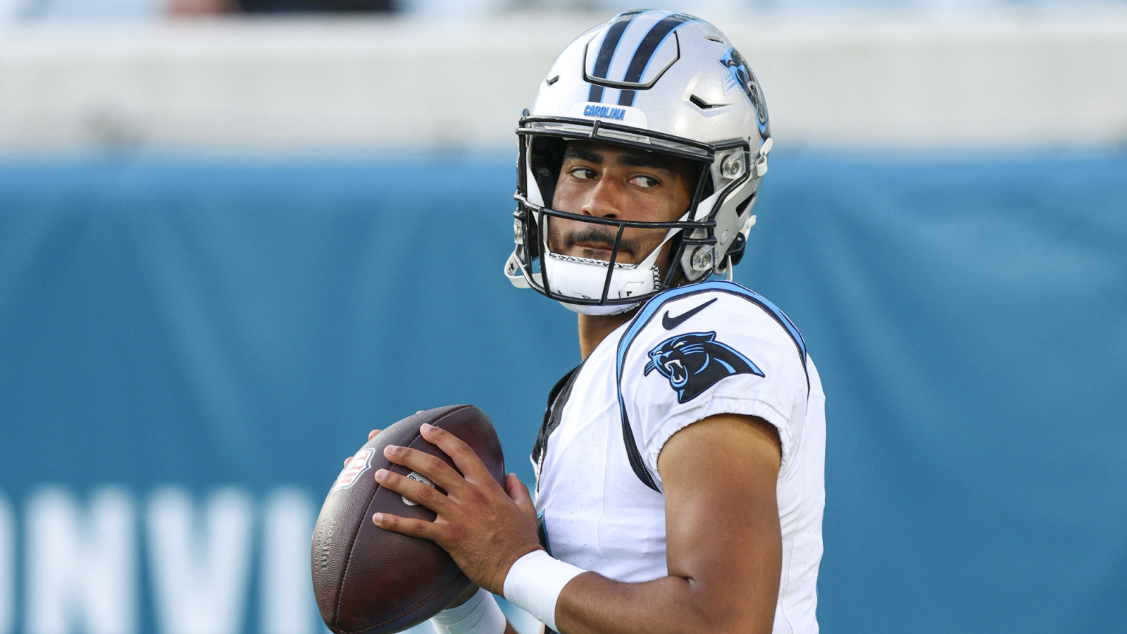 https://www.yardbarker.com/media/8/a/8a07a621e3356e81ec550e3c9047e81062bbcc3a/thumb_16x9/bryce-young-finally-arrived-despite-panthers.jpg?v=1
