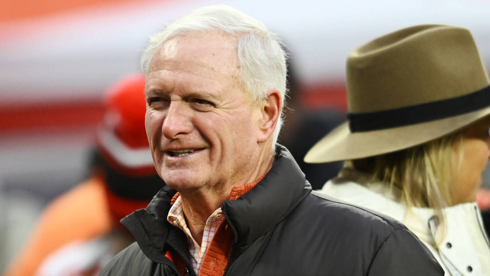 Report: Browns owner in talks to buy stake in NBA team - Vimarsana News
