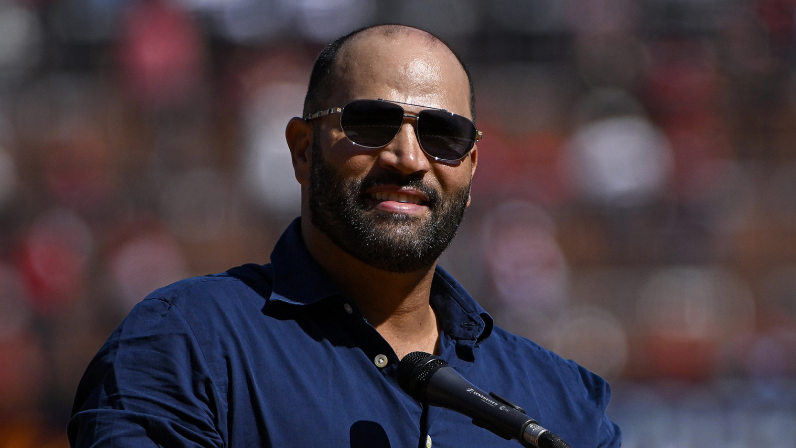 https://www.yardbarker.com/media/8/a/8a1ca4fb24f81e0fb0468cbff003e90a5927ba50/thumb_16x9/angels-albert-pujols-manager-theres-catch.jpg?v=1