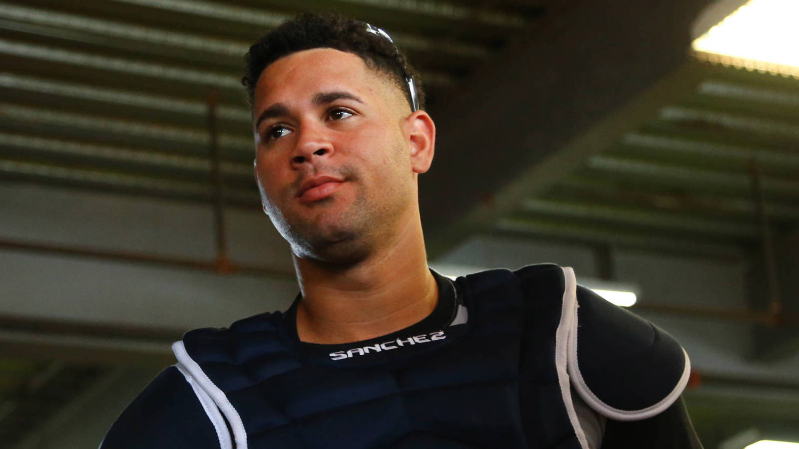 Yankees To Tender A Contract To Catcher Gary Sanchez Yardbarker