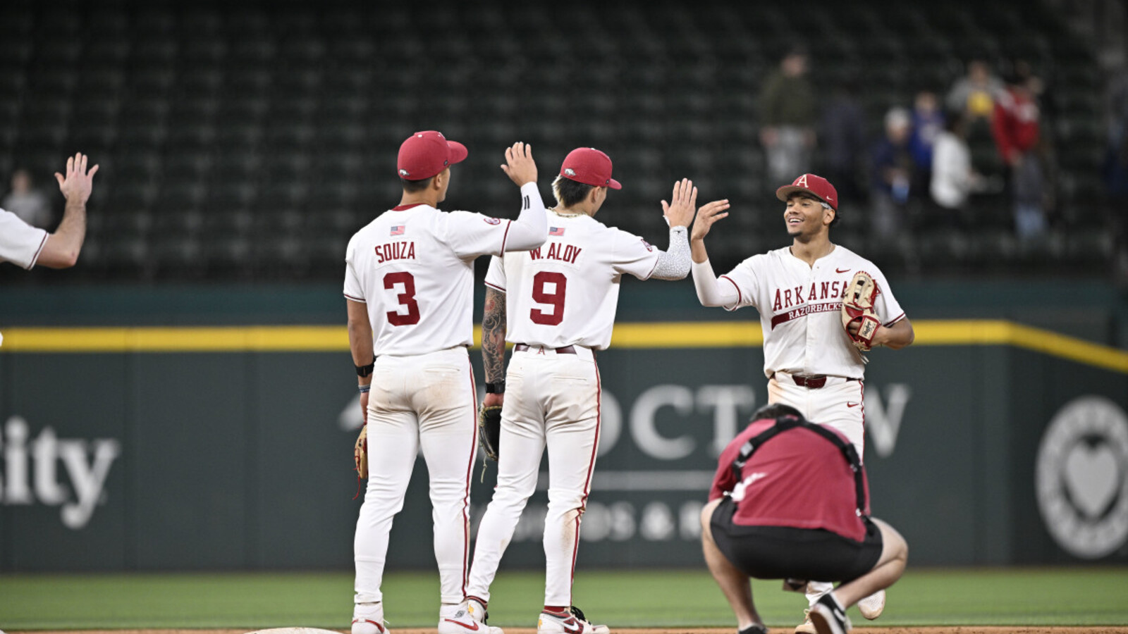 No. 2 Arkansas Razorbacks Continue Winning | Yardbarker