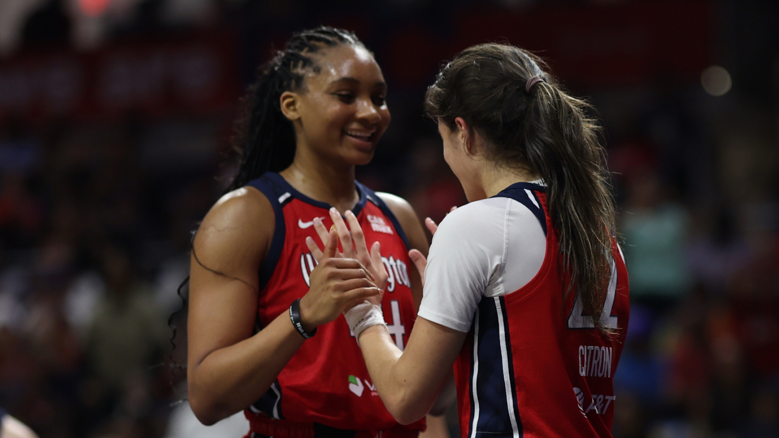 https://www.yardbarker.com/media/8/a/8a9c717605b1e170735a3c00aa0216ed4768dd5e/thumb_16x9/mystics-rookies-leading-unexpected-playoff-push.jpg?v=1