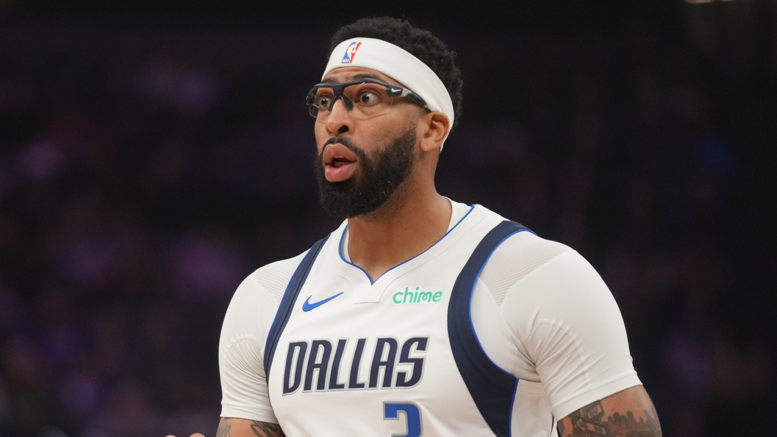 https://www.yardbarker.com/media/8/b/8b1de9442559d8e4db33671c40461b0a131b8f64/thumb_16x9/two-teams-trade-mavericks-anthony-davis.jpg?v=1