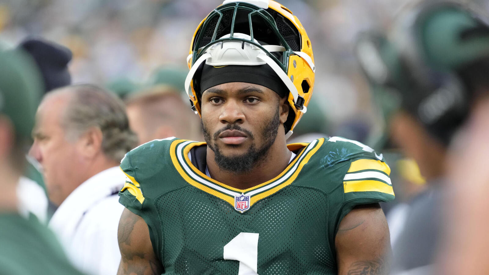 https://www.yardbarker.com/media/8/b/8b37547b34ebd7d794a51d3b7a2b4cabb8e9dbee/thumb_16x9/report-expands-on-eagles-offered-cowboys-parsons.jpg?v=1
