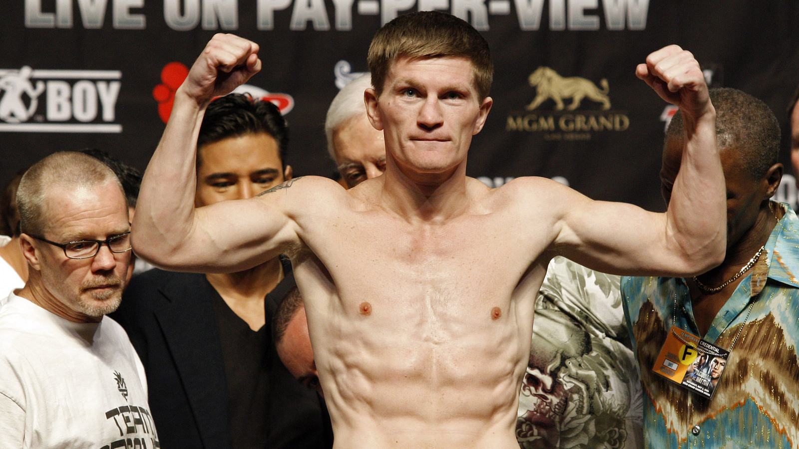 Ricky Hatton To Box In December | Yardbarker