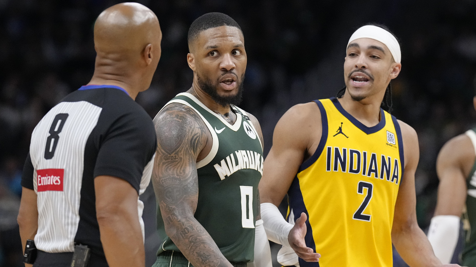 Bucks' Damian Lillard suffers apparent major Achilles injury