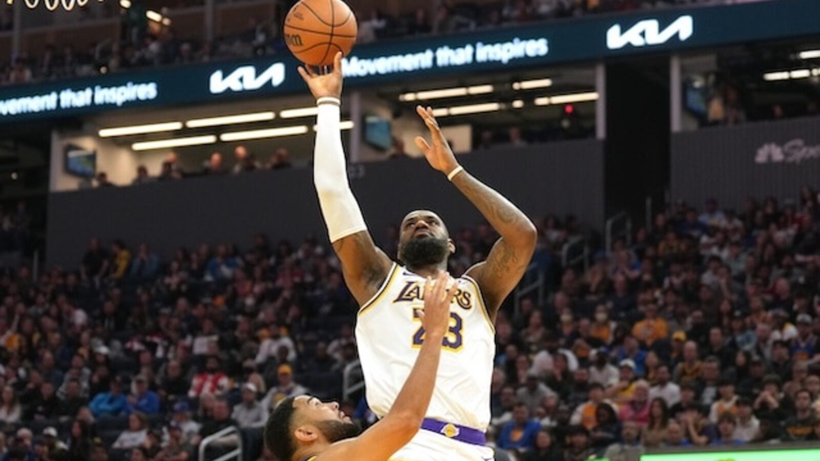 LeBron James Leads Lakers To Epic Double OT Win Over Warriors | Yardbarker