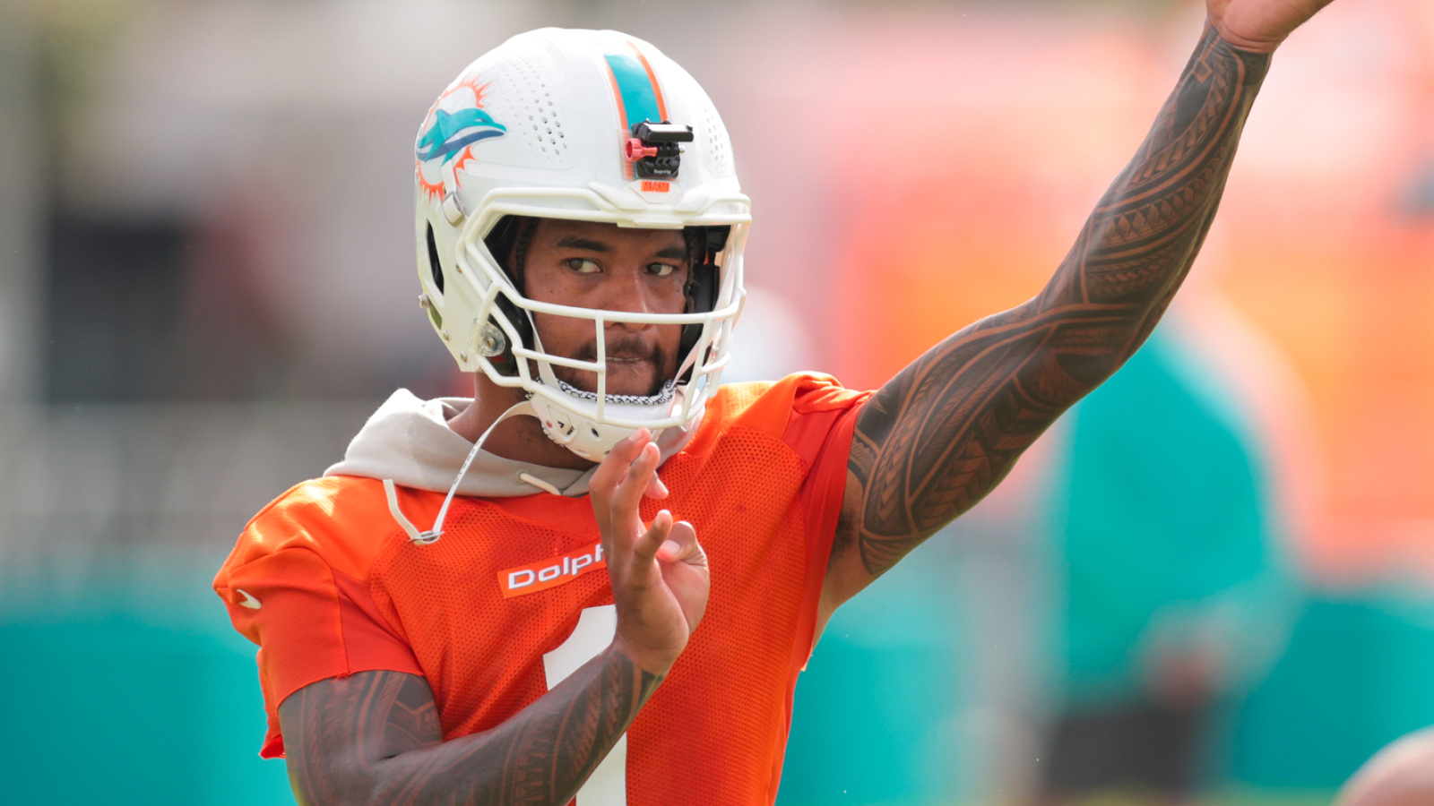 https://www.yardbarker.com/media/8/b/8b6cc1398e10702df0433c6479cb39889b9e8312/thumb_16x9/tagovailoa-reveals-feelings-on-playing-preseason.jpg?v=1