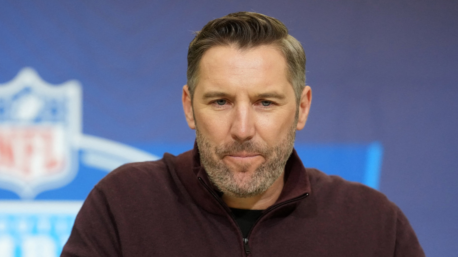 https://www.yardbarker.com/media/8/b/8bac5e88860ab590ba0b91454d349840e7d46c06/thumb_16x9/laremy-tunsils-injury-leaves-commanders-one.jpg?v=1