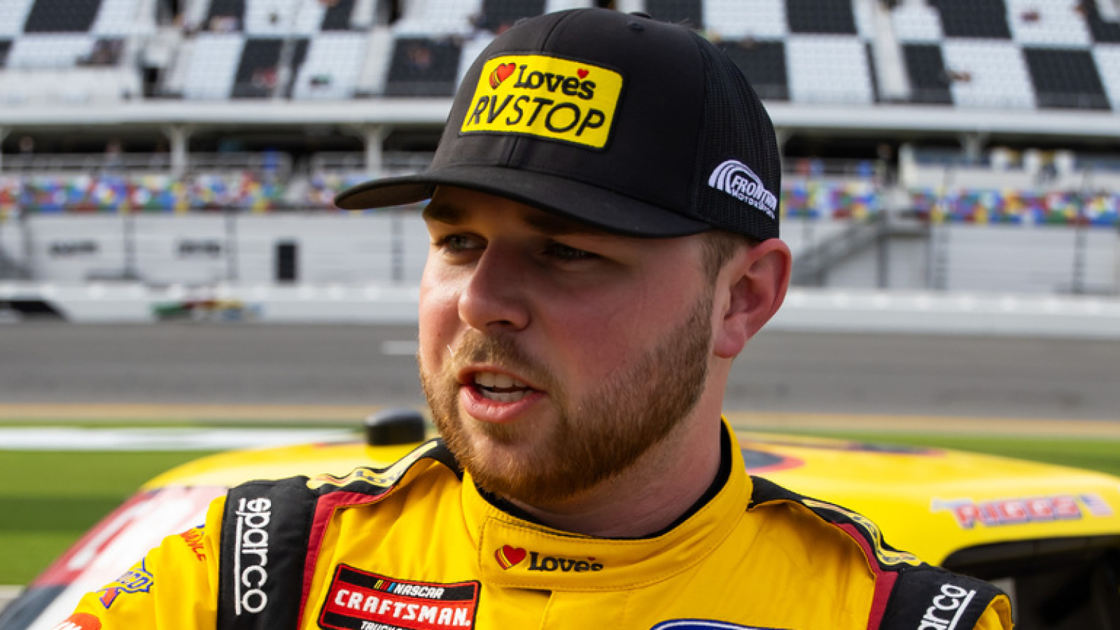 Despite missing playoffs, Layne Riggs has reasons for optimism | Yardbarker
