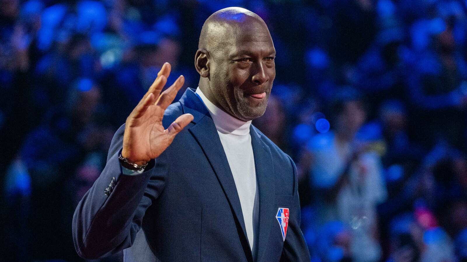 Michael Jordan, LeBron’un sayı rekoru kırmasıyla ilgili açıklama yaptı