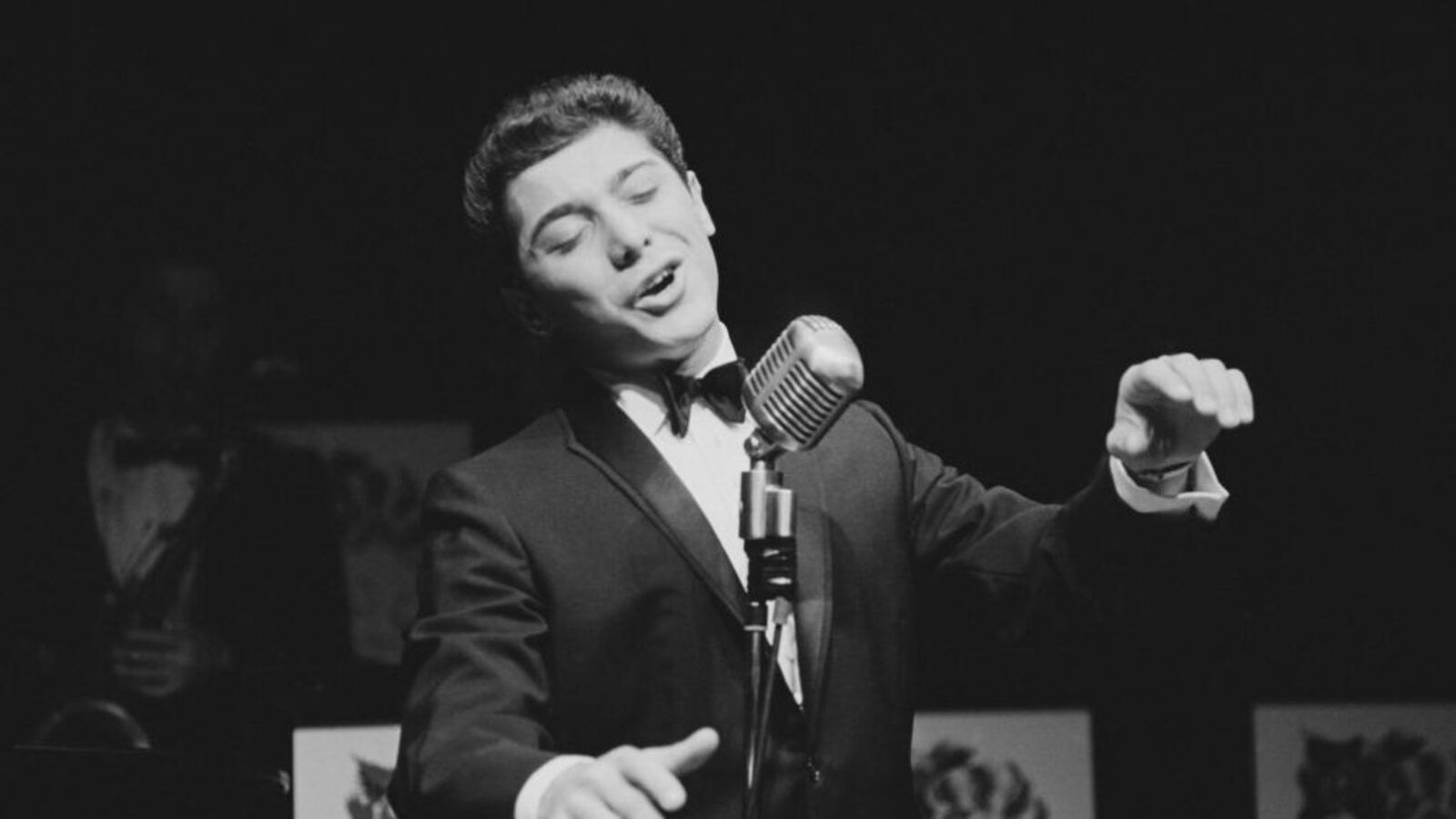 ‘Paul Anka: His Way’: Rare Photos of the Singer’s Early Years | Yardbarker