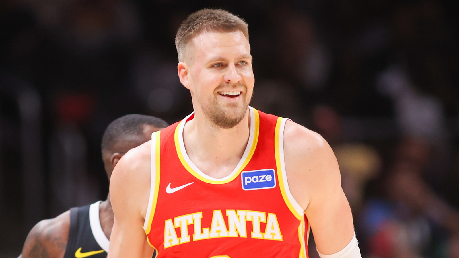 Warriors trade for Kristaps Porzingis in a blockbuster move