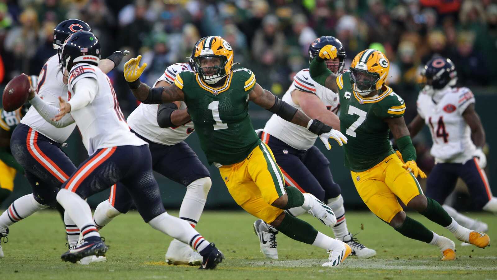 Final Grades for the 2025 Green Bay Packers Linebackers: Solid but Not ...