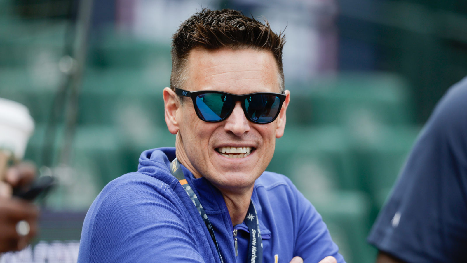 https://www.yardbarker.com/media/8/c/8ce019c47ed5efd8052a277e87bad71cceff9842/thumb_16x9/three-questions-facing-seattle-mariners-offseason.jpg?v=1