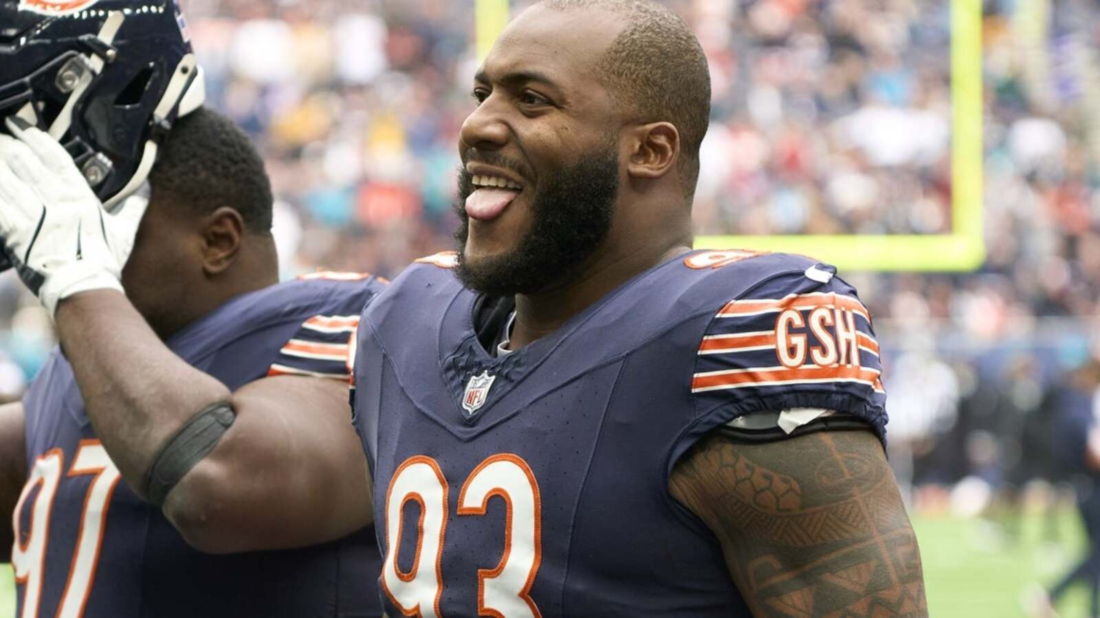 Washington Commanders Sign Byron Cowart to Strengthen Defensive Line