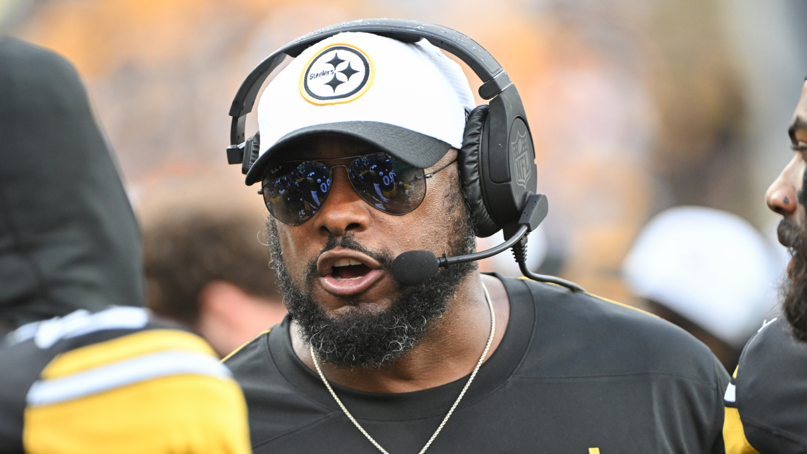 Pittsburgh Steelers Receive Brutal Prediction For 2024 Yardbarker