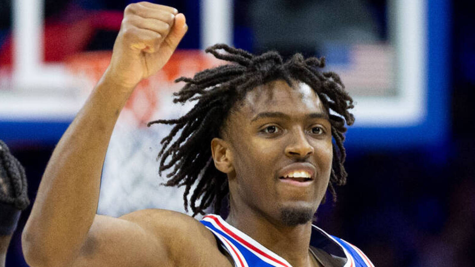 tyrese maxey hair