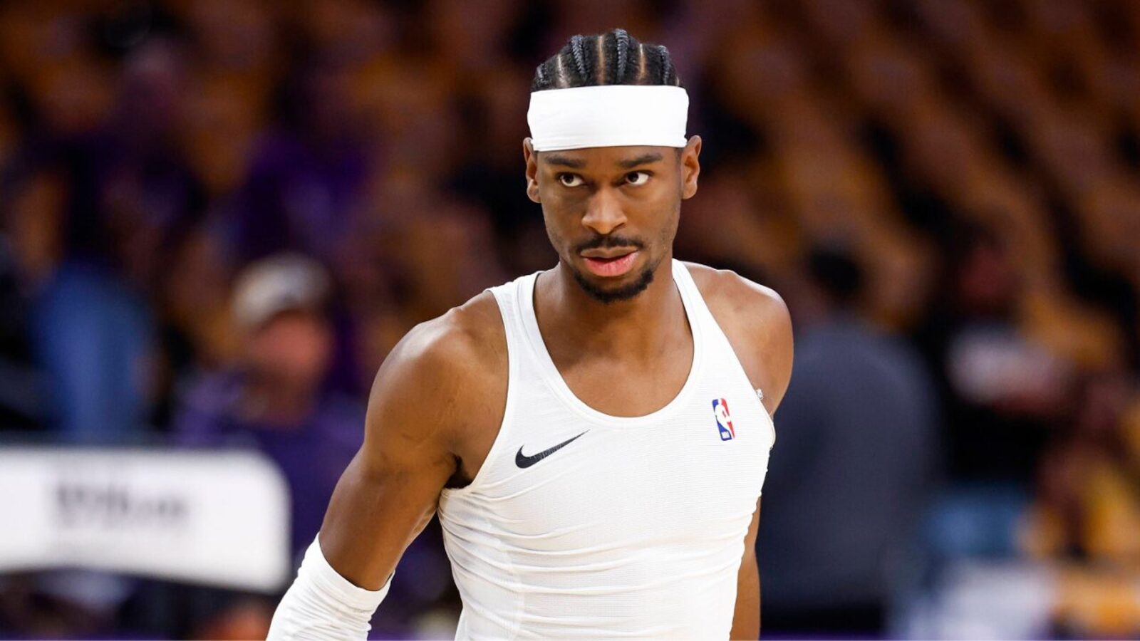 ‘That Guy Is a Bum’: Charles Barkley Roasts Shai-Gilgeous-Alexander After Thunder Star’s 141-Game Scoring Streak Ends