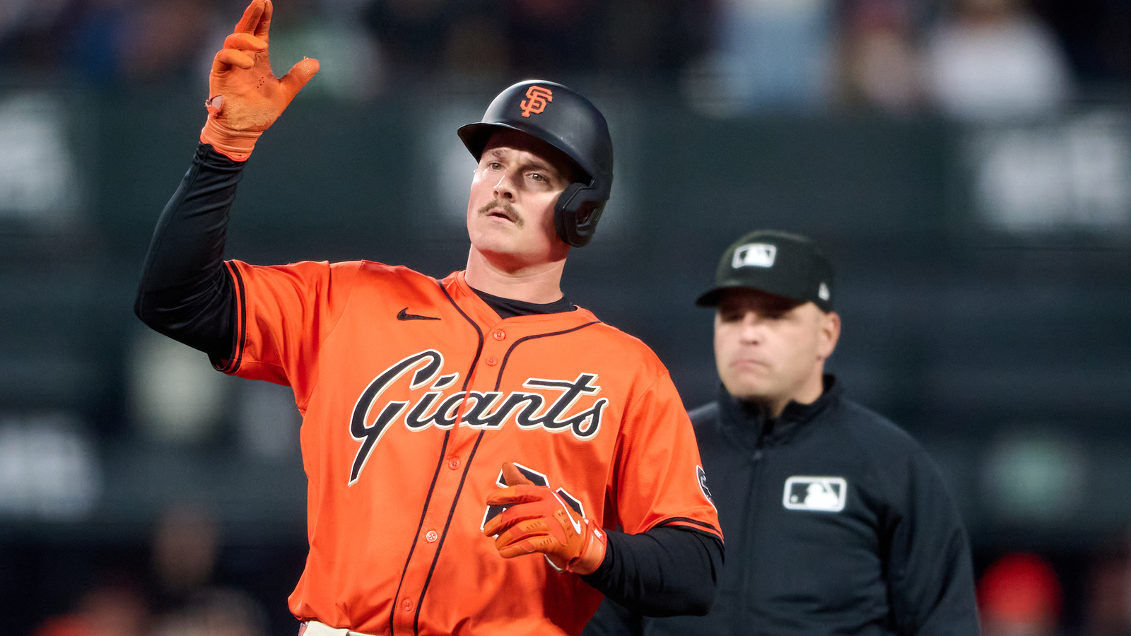 Giants place star infielder Matt Chapman on 10-day IL