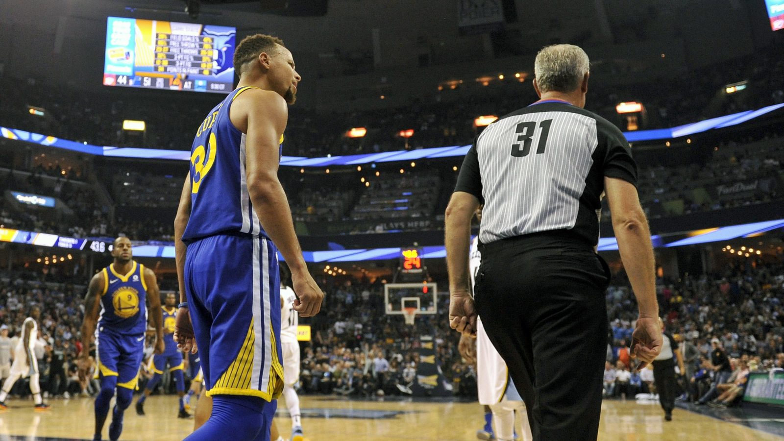 WATCH Stephen Curry Throws Mouthpiece At Ref Gets Ejected Yardbarker