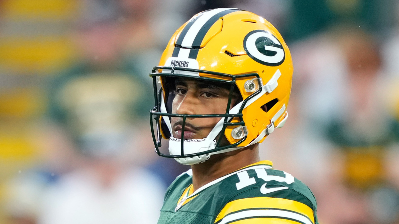 https://www.yardbarker.com/media/8/d/8dd0fe1b9e87387b5d5ee42db9f4f56a524d3216/thumb_16x9/nfl-analyst-explains-time-nfc-qb-win-mvp-2025.jpg?v=1