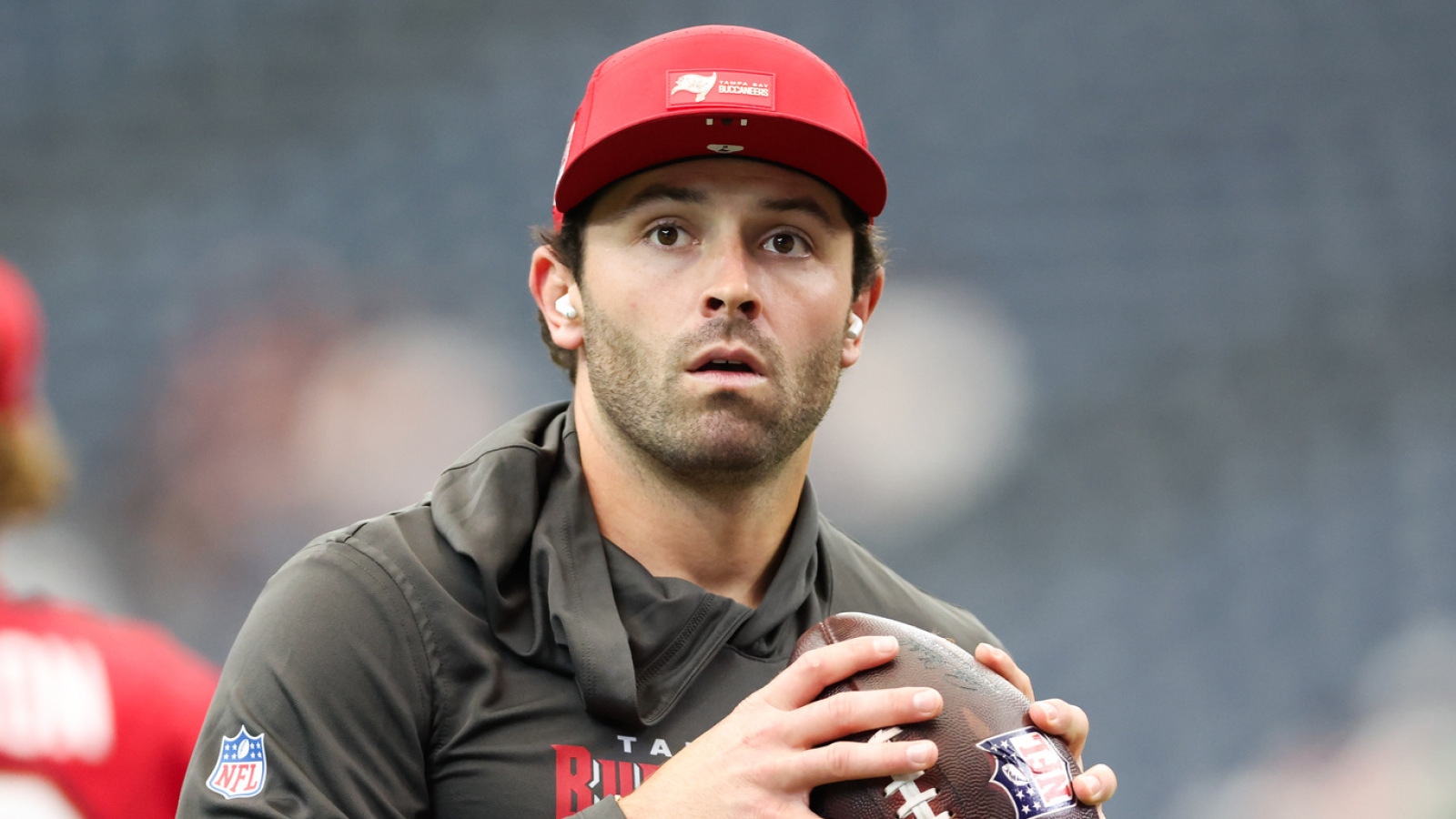 https://www.yardbarker.com/media/8/e/8e3d19aaf2cff89d893a2050df47e2f84b21f95b/thumb_16x9/mayfield-reflects-on-highlight-reel-run-bucs.jpg?v=2