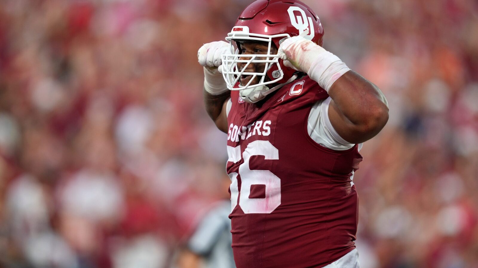 Best remaining players available for the Chicago Bears on Day 2 of the 2026 NFL Draft after passing on a defensive lineman