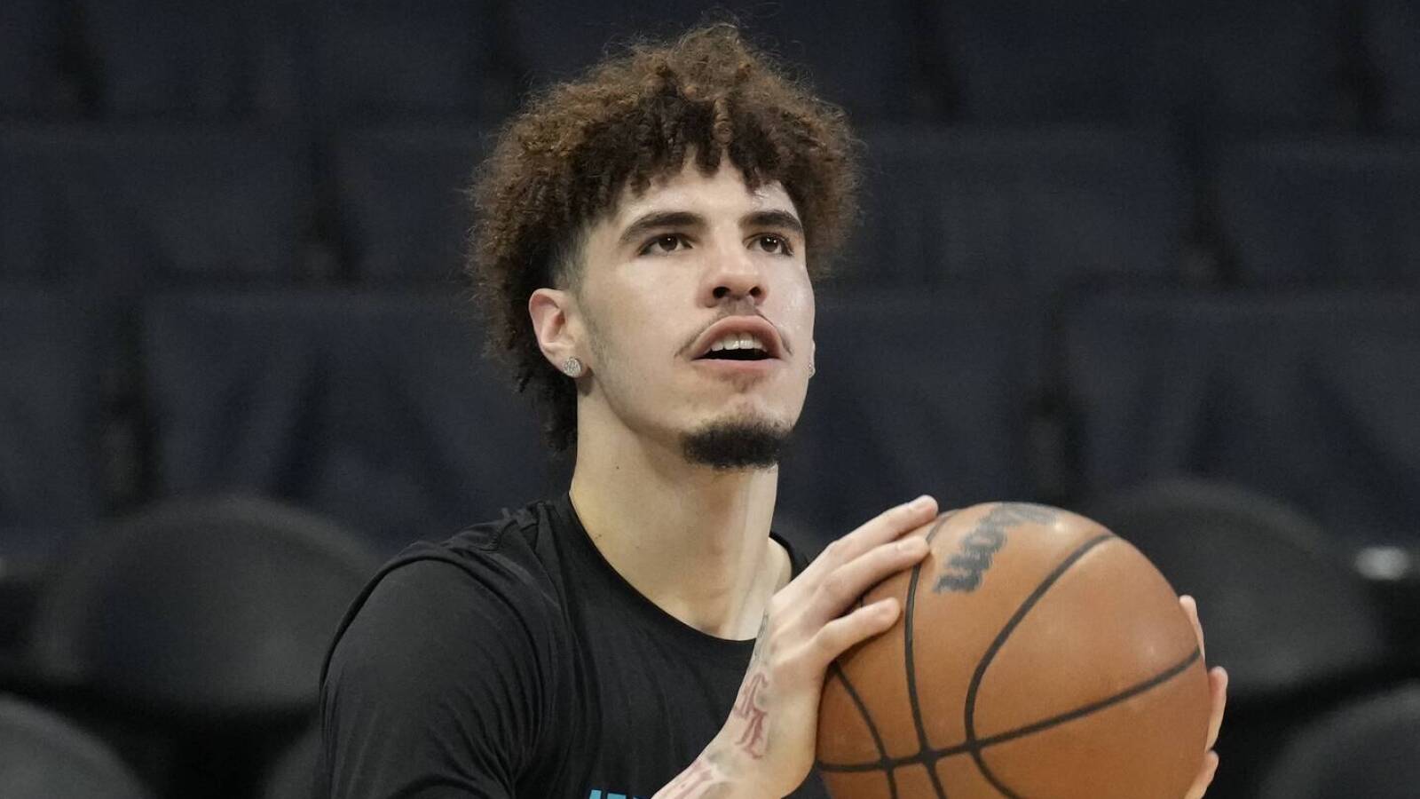LaMelo Ball Is Out Indefinitely With a Wrist Injury - The New York Times