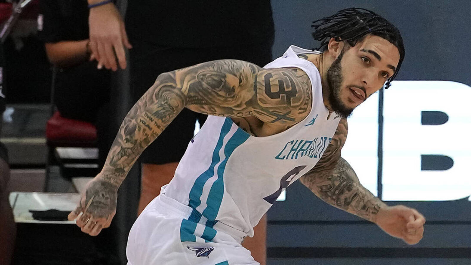 LiAngelo Ball makes Summer League roster Yardbarker