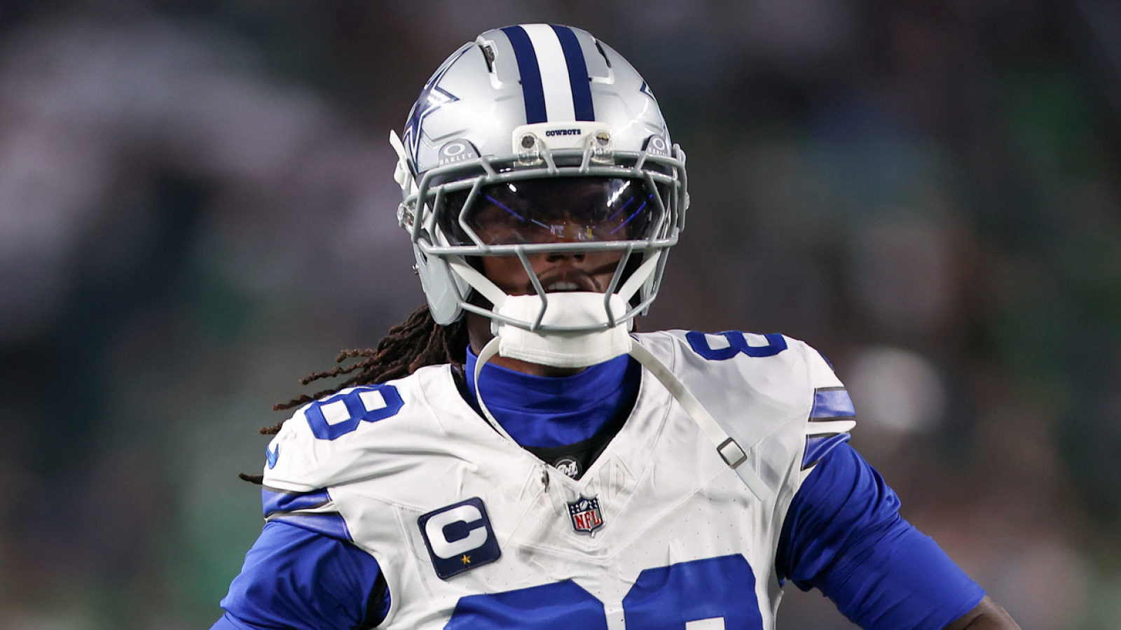 https://www.yardbarker.com/media/8/f/8fc7eee9606ccb07225db88f7fe666581ef8b7f1/thumb_16x9/ceedee-lamb-reveals-he-lost-sleep-cowboys-week-1.jpg?v=1