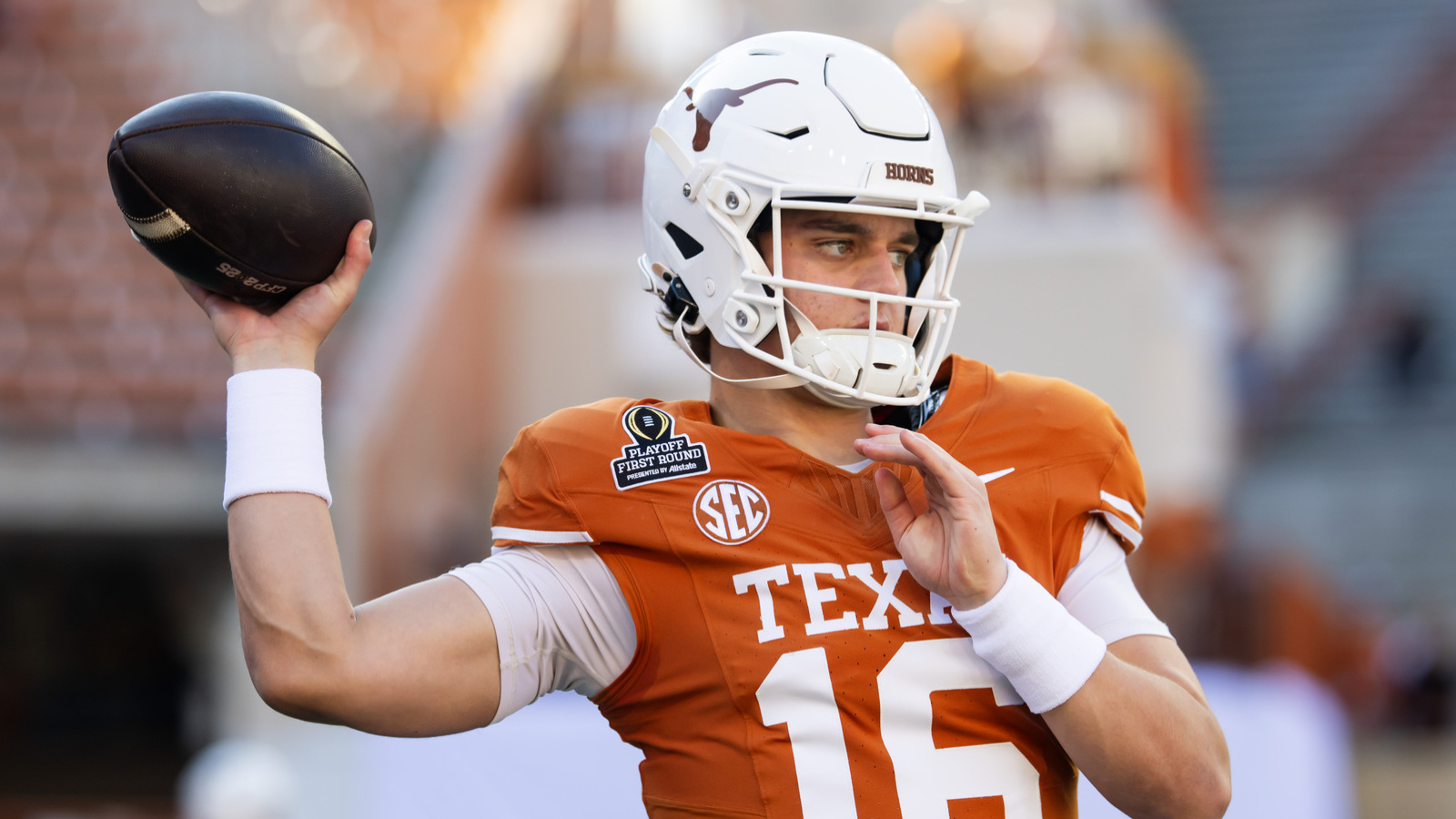 Latest national championship prediction raises lofty expectations for Arch Manning Latest national championship prediction raises lofty expectations for Arch Manning