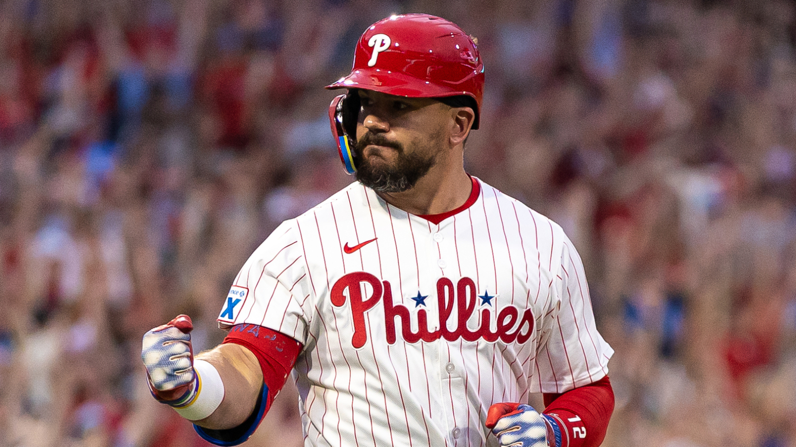 https://www.yardbarker.com/media/9/0/903a89308c0f4f22da44ac50f30e543408c2bc61/thumb_16x9/nba-legend-picks-phillies-slugger-win-2025-nl-mvp.jpg?v=2