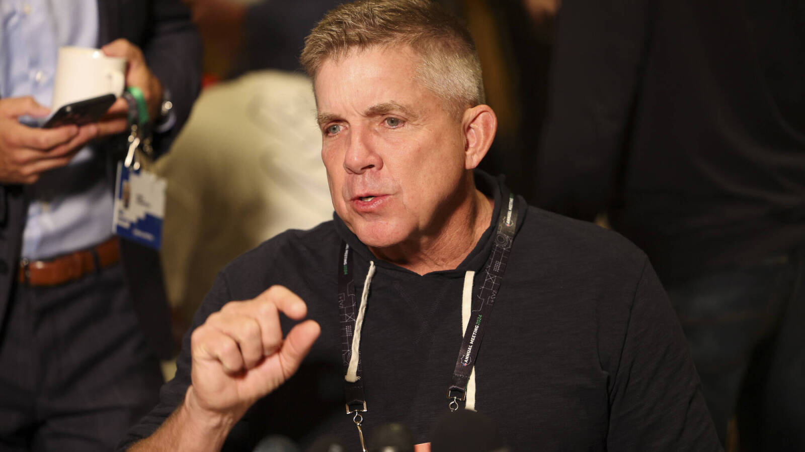 Denver Broncos Projected To Have Insane Money Space In 2025 Yardbarker