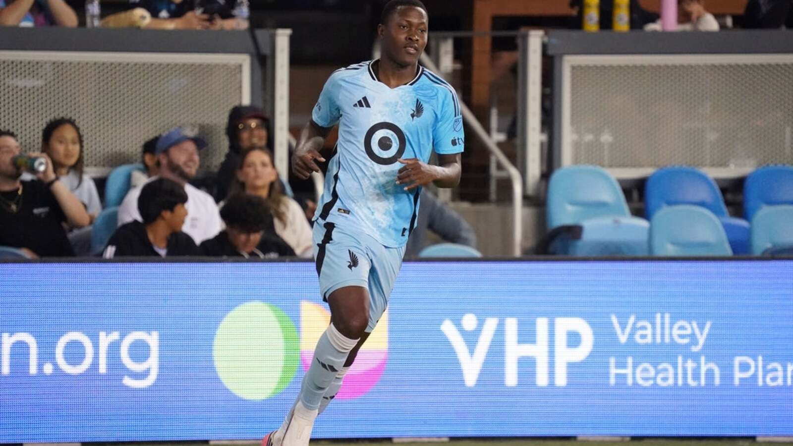 Minnesota chases rare home win with Orlando City in town